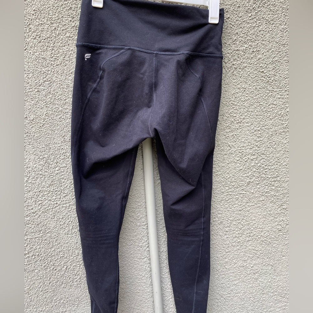 Black Cropped Fabletics Leggings